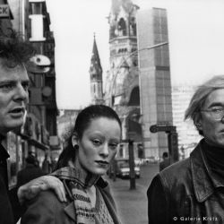 Paul Morrissey, Jane Forth und Andy Warhol, West-Berlin 1971, 1971/2012, 30,0 x 40,0 cm, Auflage: 25+1